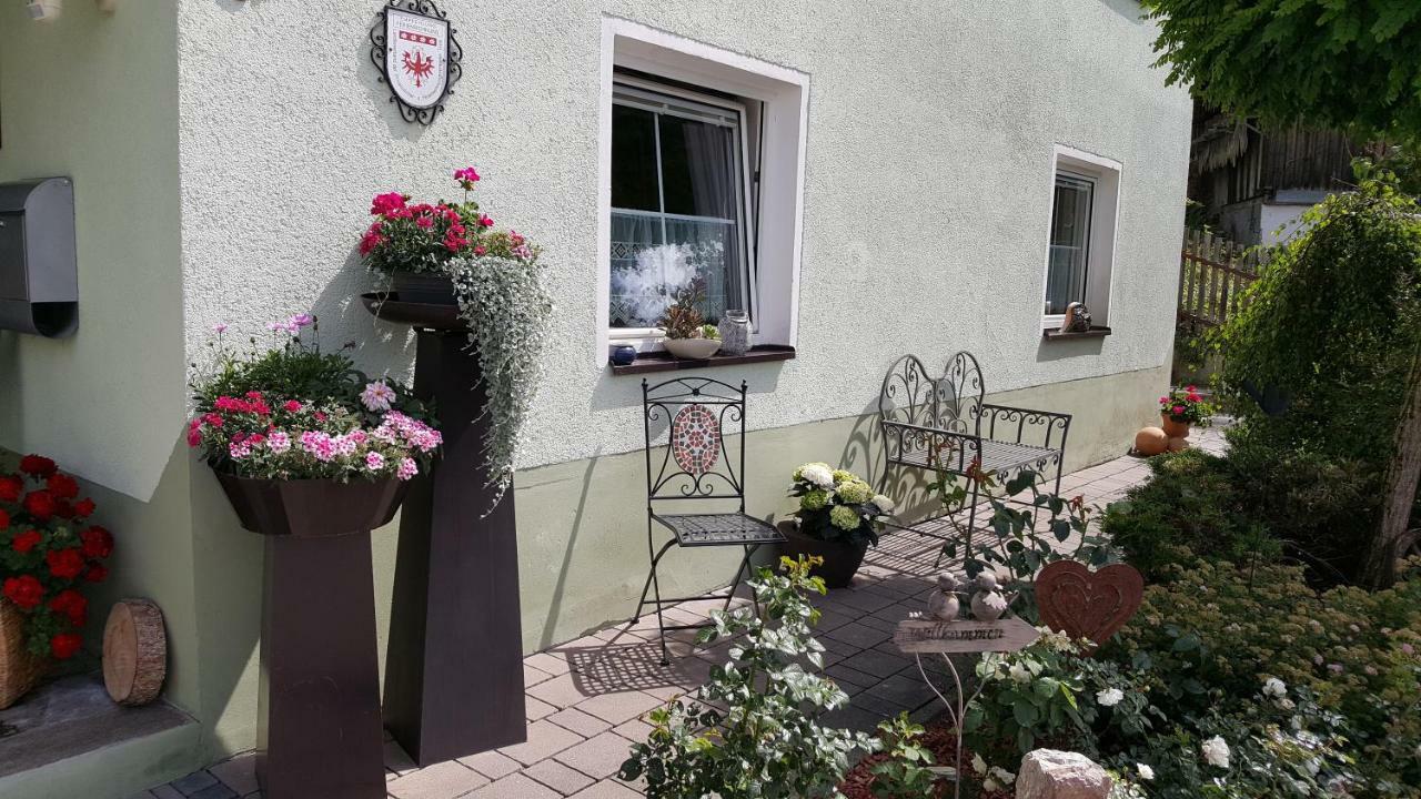 Gaestehaus Walch Fendels Exteriör bild